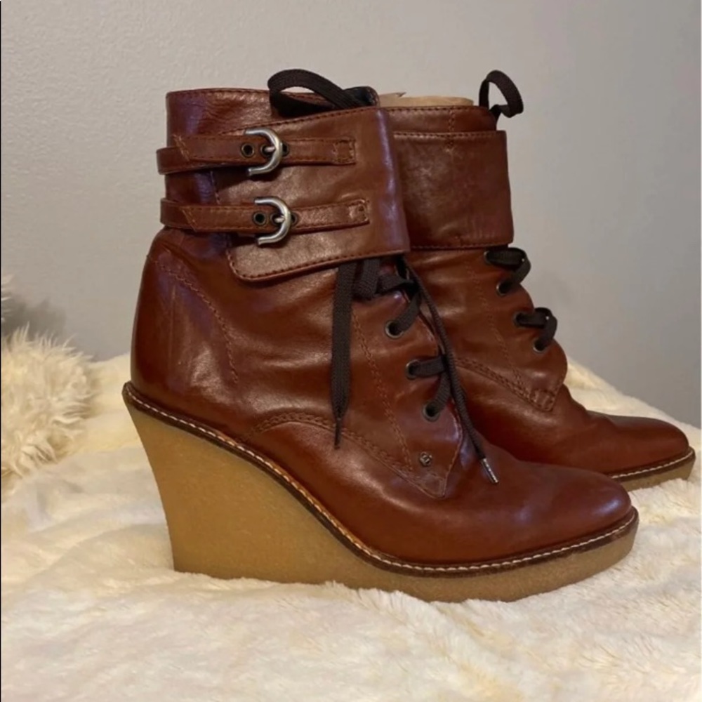 Juicy couture boots